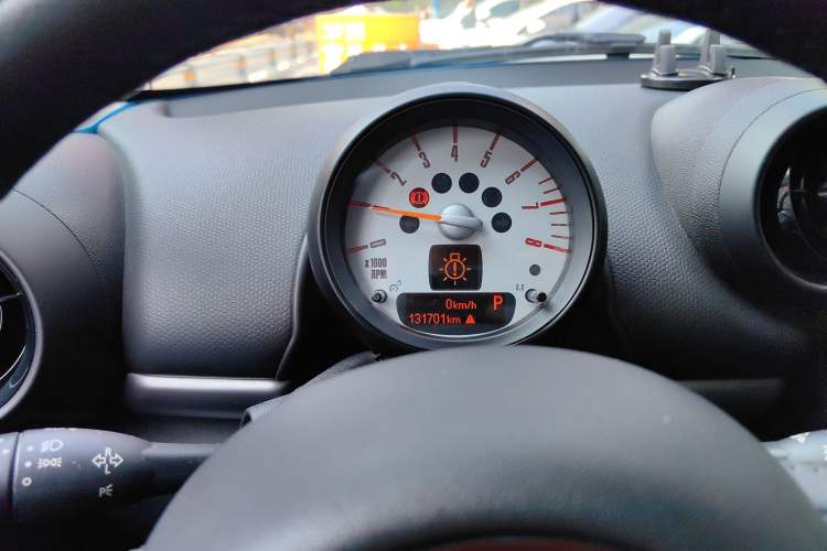 Used  Countryman 2011 1.6L ONE
