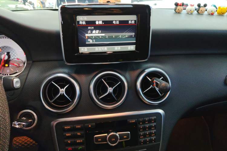 Used Mercedes-Benz A-Class 2015 A 200 Fashion Model
