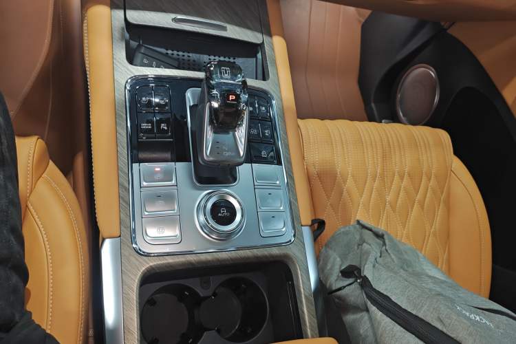 Used Tank 500 New Energy 2024 Hi4-T
