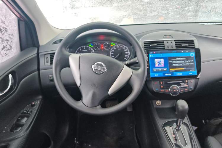 Used Nissan Tiida 2014 1.6L CVT Smart Model