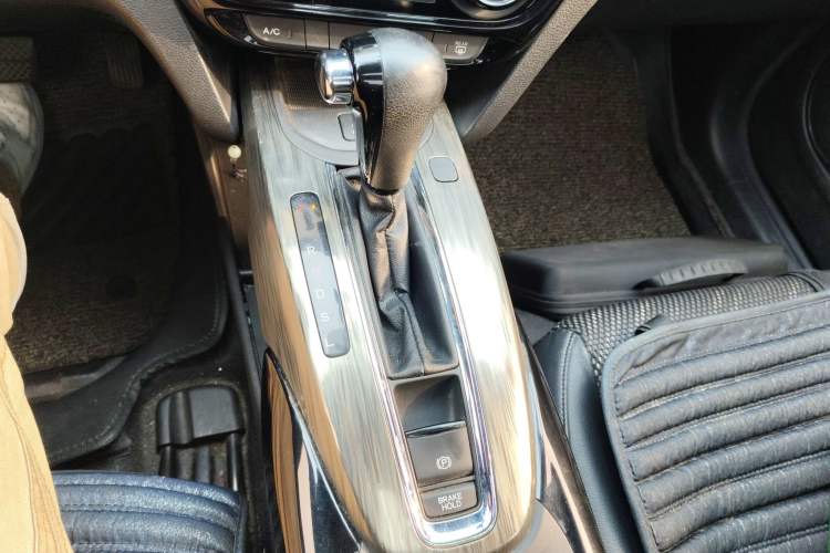 Used Honda XR-V 2017 1.8L EXi CVT Comfort Version
