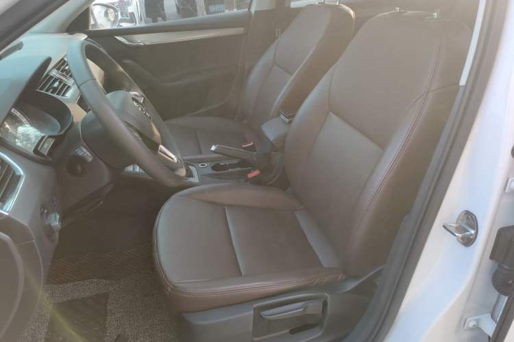 Used Skoda Octavia 2019 TSI230 DSG SmartDrive Luxury Edition China VI
