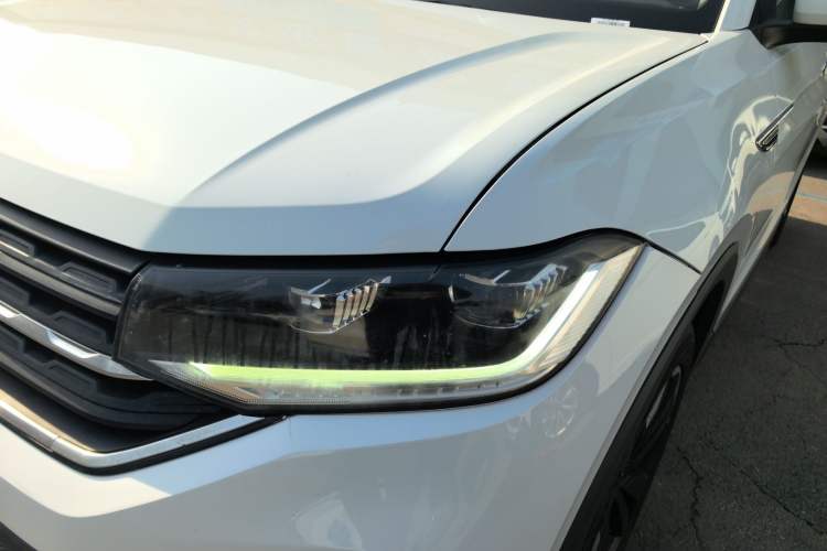 Used Volkswagen Tacqua 2021 200TSI DSG JoyConnect Edition
