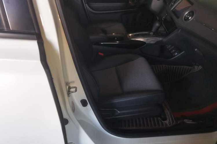 Used Honda XR-V 2019 220TURBO CVT Luxury Edition China VI Emission Standard