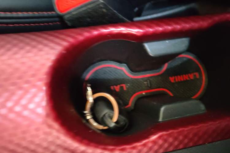 Used Nissan Lannia 2016 1.6L CVT Smart Cool Edition
