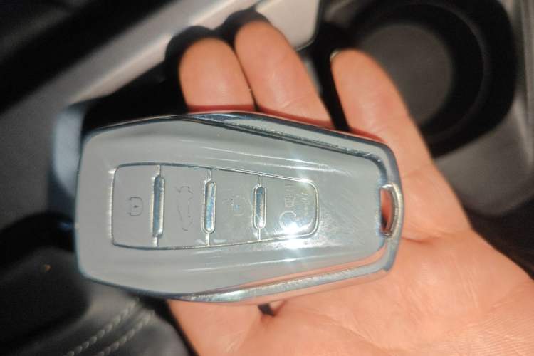 Used Geely Auto Emgrand 2022 4th Generation 1.5L CVT Luxury Model
