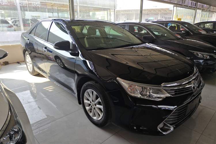 Used Toyota Camry 2015 2.0G Premier Edition

