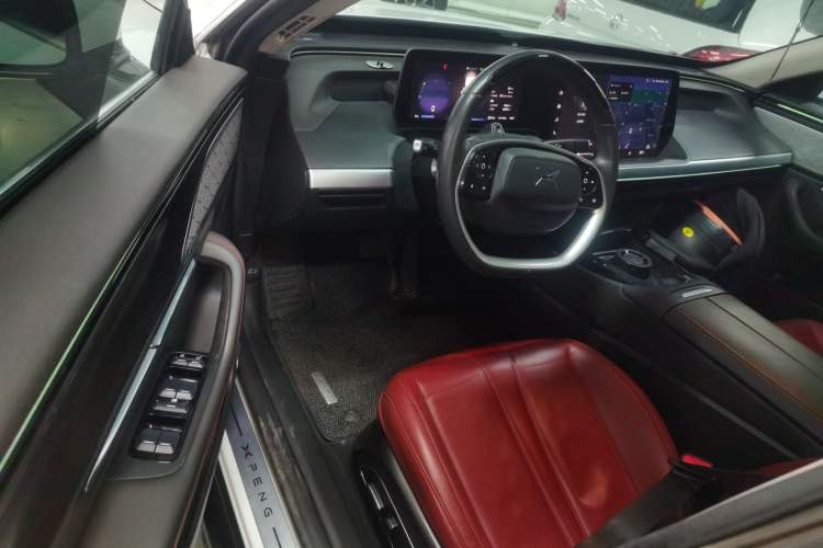 Used XPeng P7 2022 670E+
