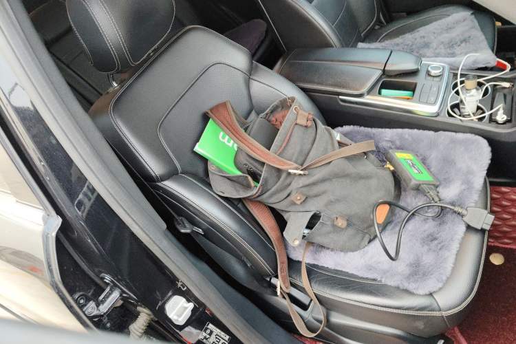 Used Mercedes-Benz M-Class 2014 ML 320 4MATIC
