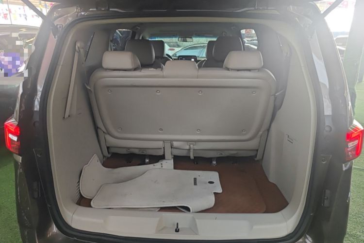 Used Buick GL8 2023 Land Executive Class Smart Enjoyment Model
