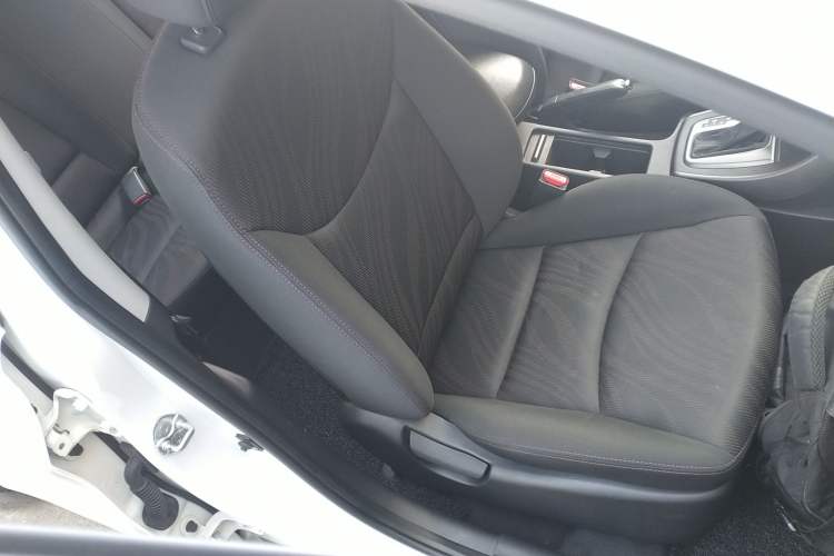 Used Hyundai Elantra 2015 1.6L Automatic Fashion Model