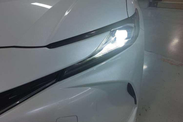 Used Toyota Camry 2024 Dual-Motor 2.0 HE Elite Edition
