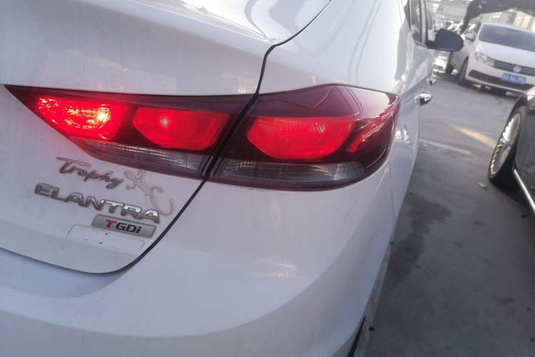 Used Hyundai Elantra 2018 1.4T Dual-Clutch Xuan Dong · Dynamic Edition
