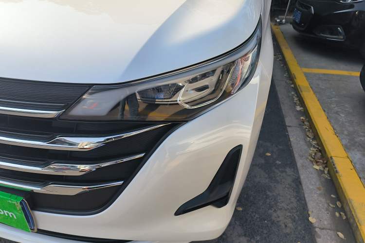 Used GAC Trumpchi M6 2019 270T DCT Prestige Edition (7-seater) China VI