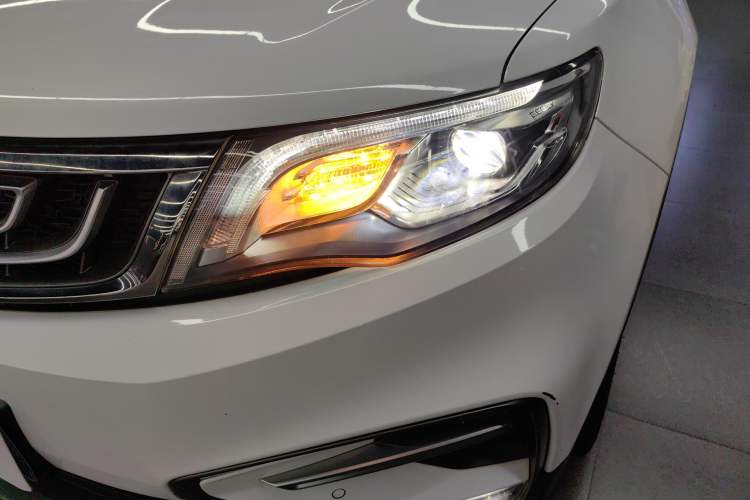 Used Geely Auto Emgrand X7 Sport 2016 1.8TD Automatic Smart Connectivity Version
