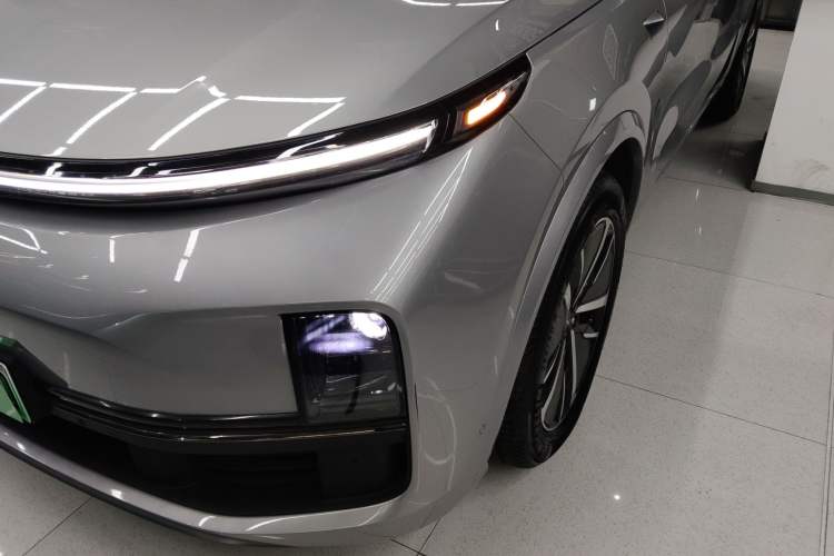 Used Li Auto L8 2024 PRO Model
