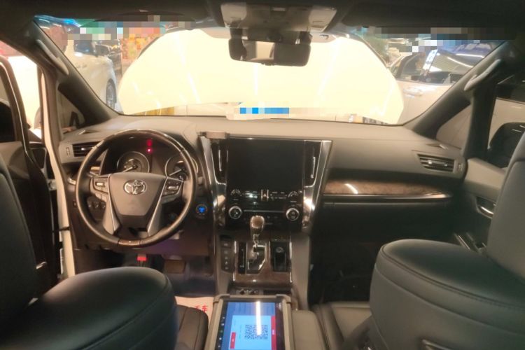 Used Toyota Vellfire 2021 Crown Dual-Engine 2.5L HV Prestige Edition
