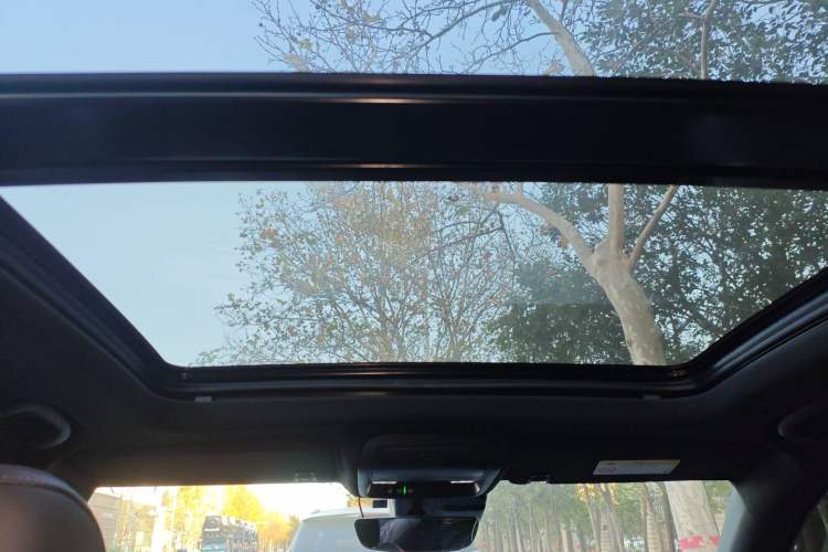 Used Cadillac XT4 2022 28T Four-Wheel Drive Platinum Edition
