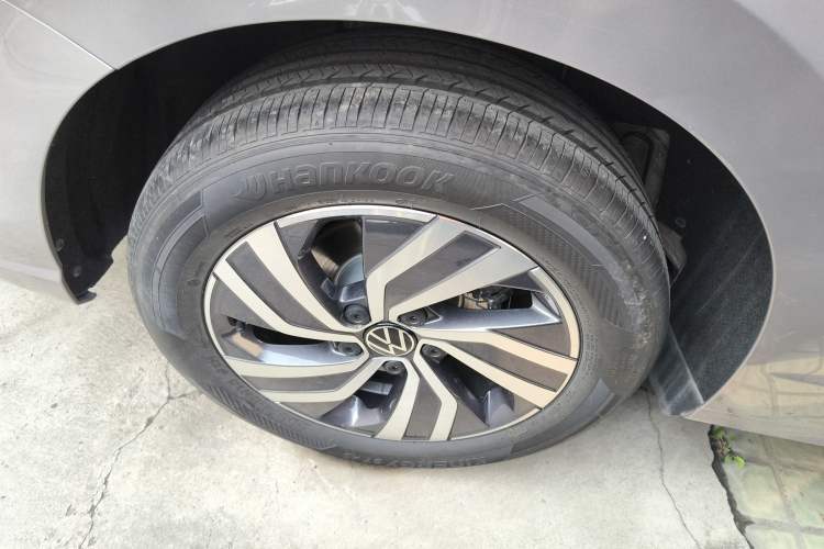 Used Volkswagen Bora 2023 200TSI DSG Smart Drive Version
