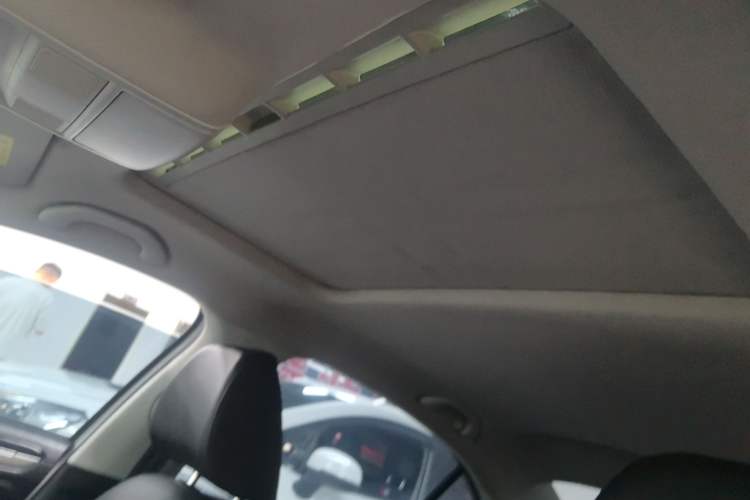 Used Volkswagen Sagitar 2018 180TSI DSG Prestige Edition
