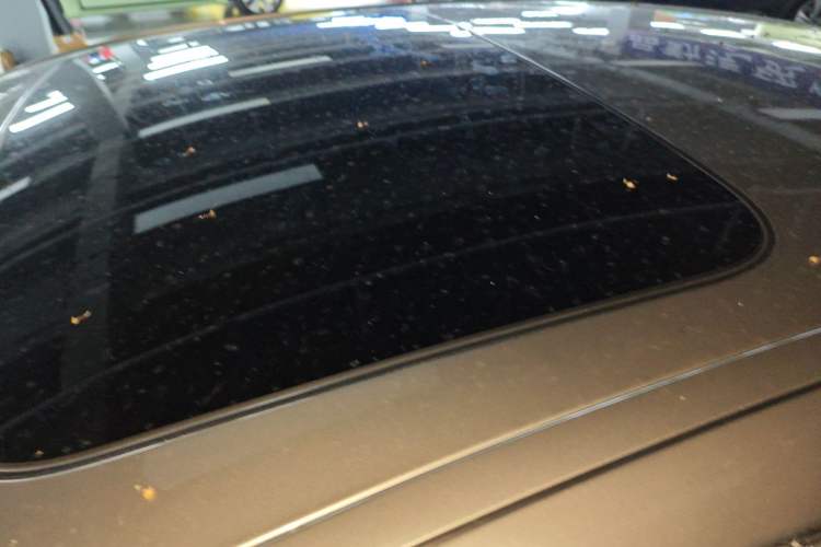 Used BMW 5 Series 2014 525Li Leading Model