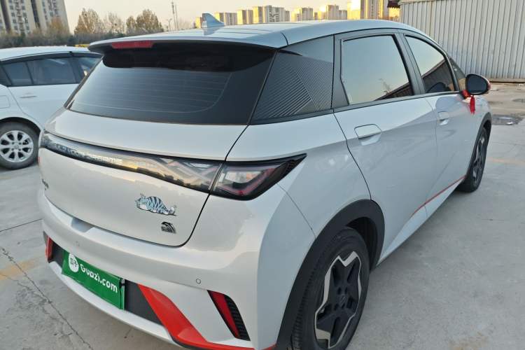 Used BYD Dolphin 2021 405 km Fashion Edition
