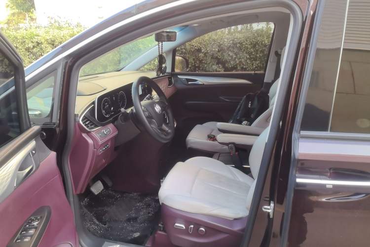 Used Buick GL8 2022 Avenir Aivia Six-Seat Deluxe Edition
