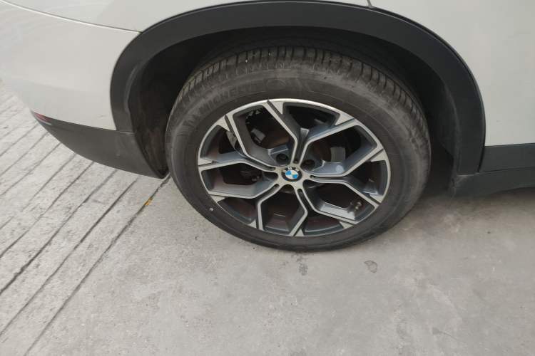 Used BMW X1 2021 Restyled sDrive25Li Leading Edition
