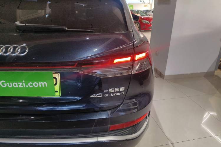 Used Audi Q4 e-tron 2024 40 e-tron Boundary Edition in Midnight Blue
