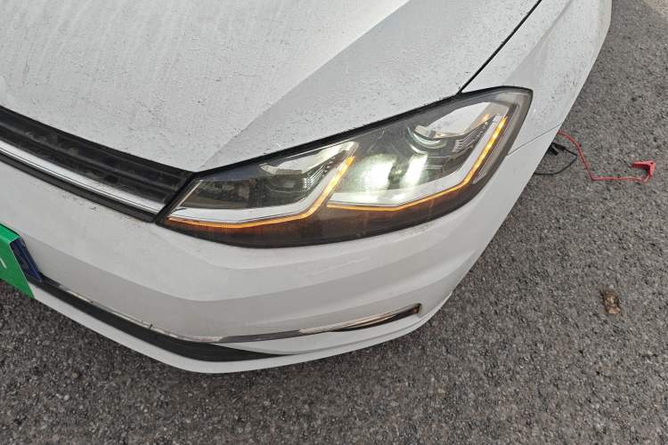 Used Volkswagen Golf 2018 230TSI Automatic Comfort Model
