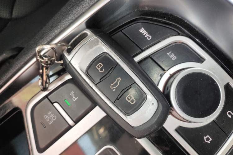 Used Geely Auto Emgrand GT 2016 2.4L Comfort Version
