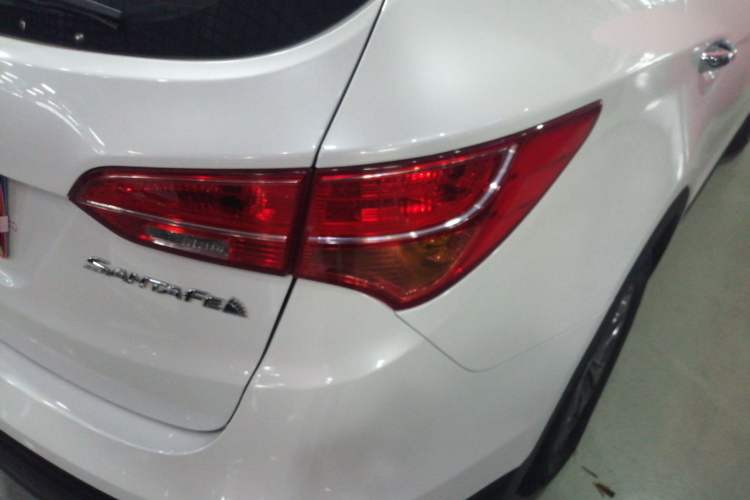 Used Hyundai Santa Fe 2013 2.4L Automatic Two-Wheel Drive Smart Version
