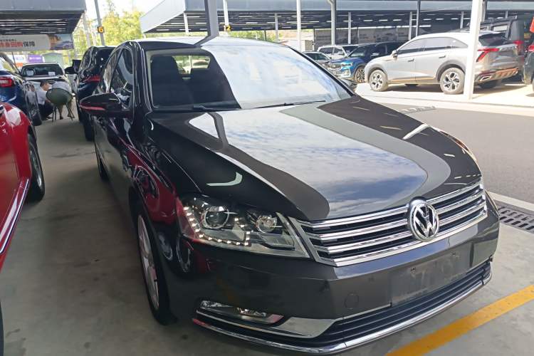 Used Volkswagen Magotan 2016 1.8TSI Luxury Comfort Model