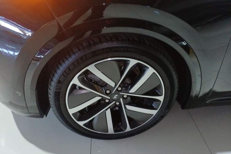 Used Li Auto L9 2022 Max model
