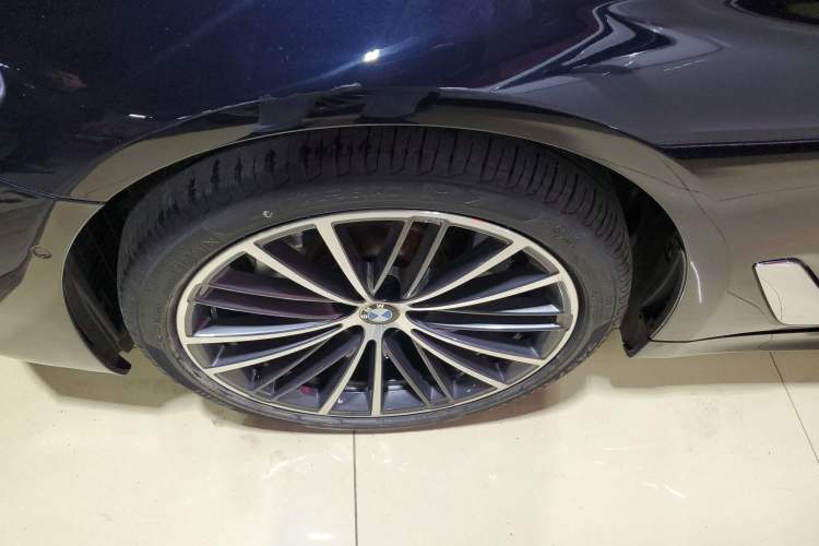 Used BMW 5 Series 2020 530Li Leading Model M Sport Package
