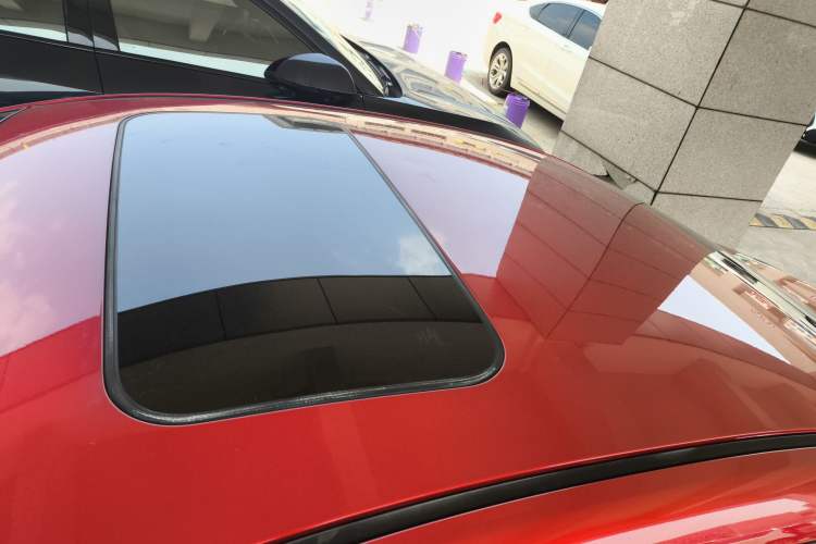 Used Mazda Mazda 3 Axela 2014 Sedan 1.5L Automatic Luxury Model