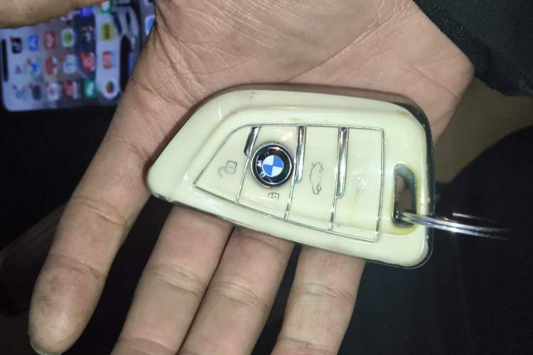 Used BMW X6 2017 xDrive28i
