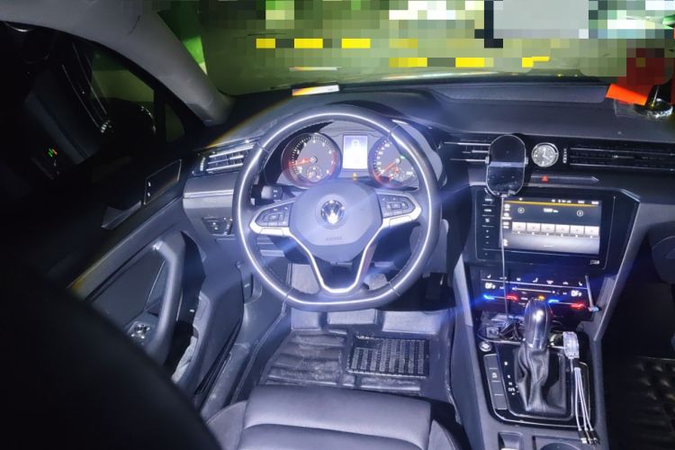 Used Volkswagen Magotan 2020 330TSI DSG Leading Model
