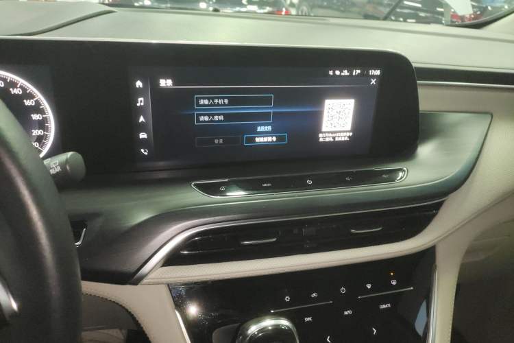 Used Buick GL8 2021 ES Landtrek 653T Comfort Edition
