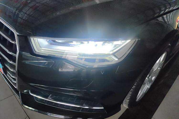 Used Audi A6L 2018 30th Anniversary Edition 35 TFSI Fashion Model
