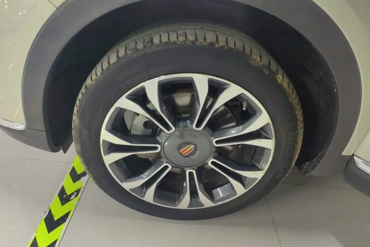 Used Hongqi HS5 2019 2.0T Smart Connect Flagship All-Wheel-Drive Version
