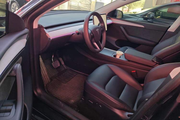 Used Tesla Model Y 2024 Rear-Wheel-Drive Version
