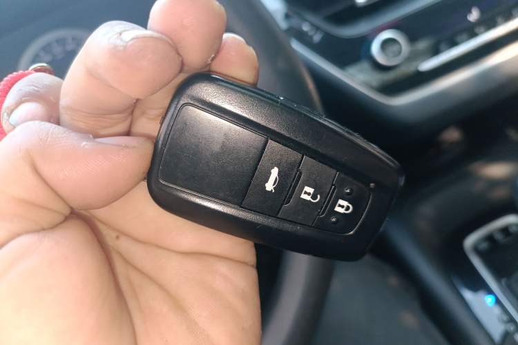 Used Toyota Corolla 2021 Dual-Motor 1.8L E-CVT Elite Edition
