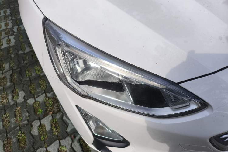 Used Ford Focus 2019 Sedan EcoBoost 180 Automatic Trend Edition
