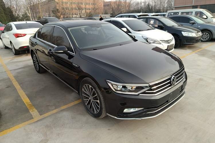 Used Volkswagen Magotan 2020 330TSI DSG Luxury Edition
