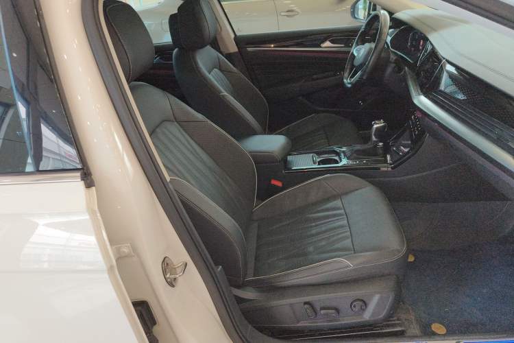 Used Volkswagen Passat New Energy 2022 430 PHEV Hybrid Luxury Edition
