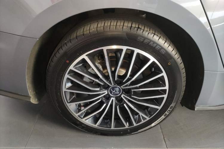 Used BYD Han 2020 EV Long-Range Luxury Model