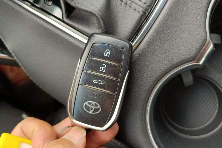 Used Toyota Venza 2022 2.0L CVT Four-Wheel Drive Supreme Edition
