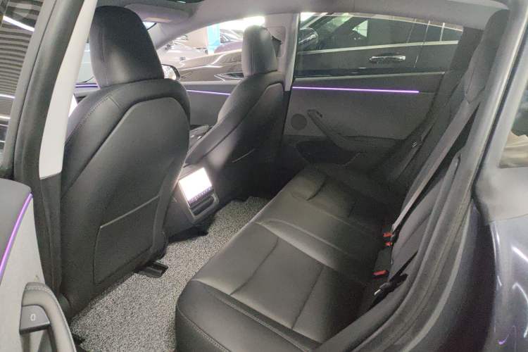 Used Tesla Model 3 2025 Rear-Wheel-Drive Version
