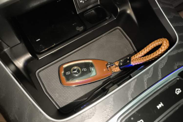 Used Mercedes-Benz E-Class (Import) 2020 E 260 Sport Edition